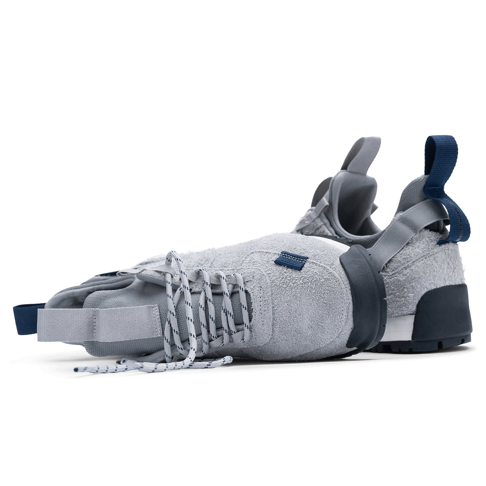 styled shot / Approach / Lunar color features Light Grey colored hairy suede upper, gross grain webbing for laces. helastic heel detail, stretch mesh internal bootie, vintrage vibram hiking outsole and eva midsole.