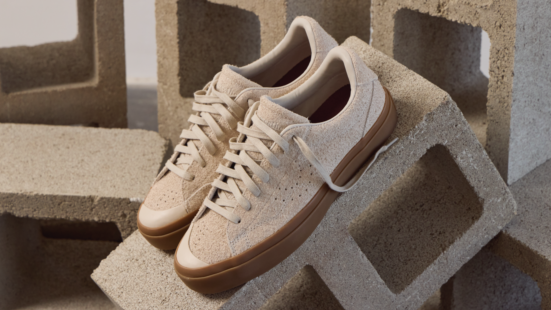 custom-slideshow-image-desktop-block_ij66aP